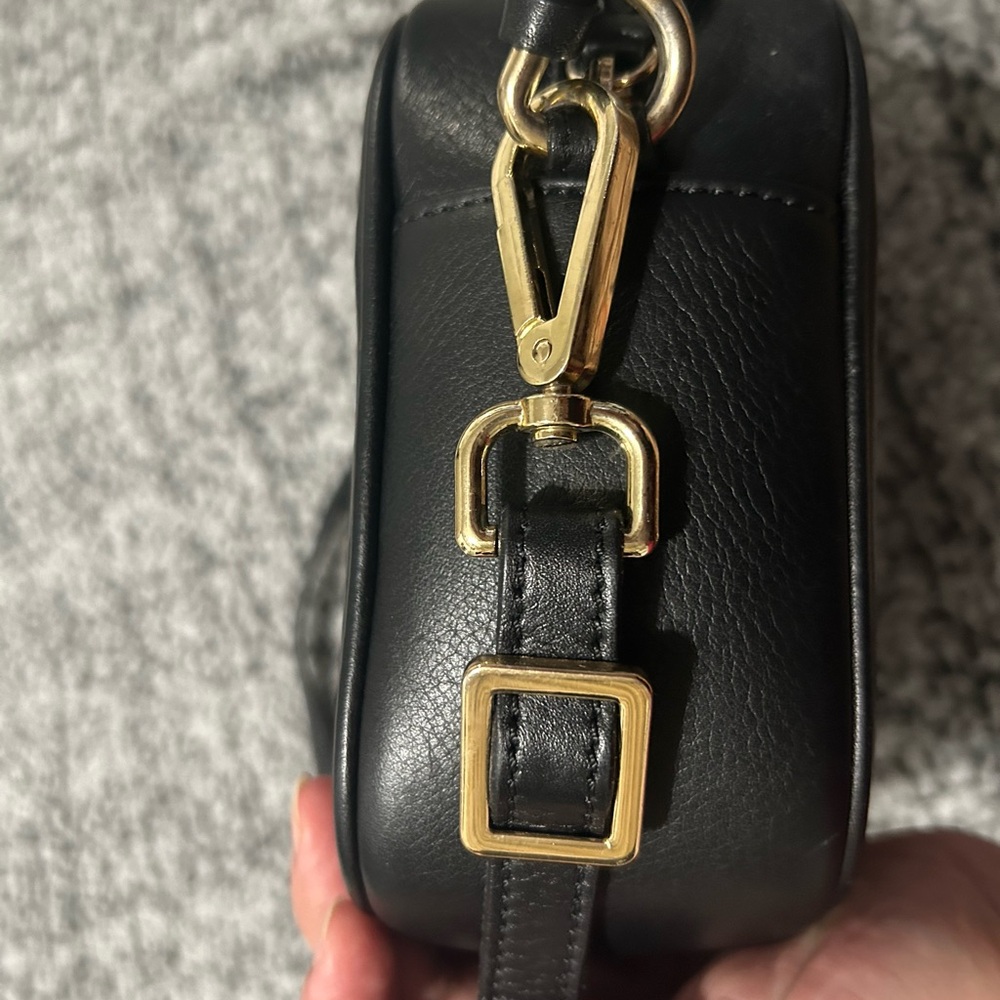 Mario Valentino Black Crossbody Leather Bag with Gold Accents Made In Italy - Picture 10 of 13